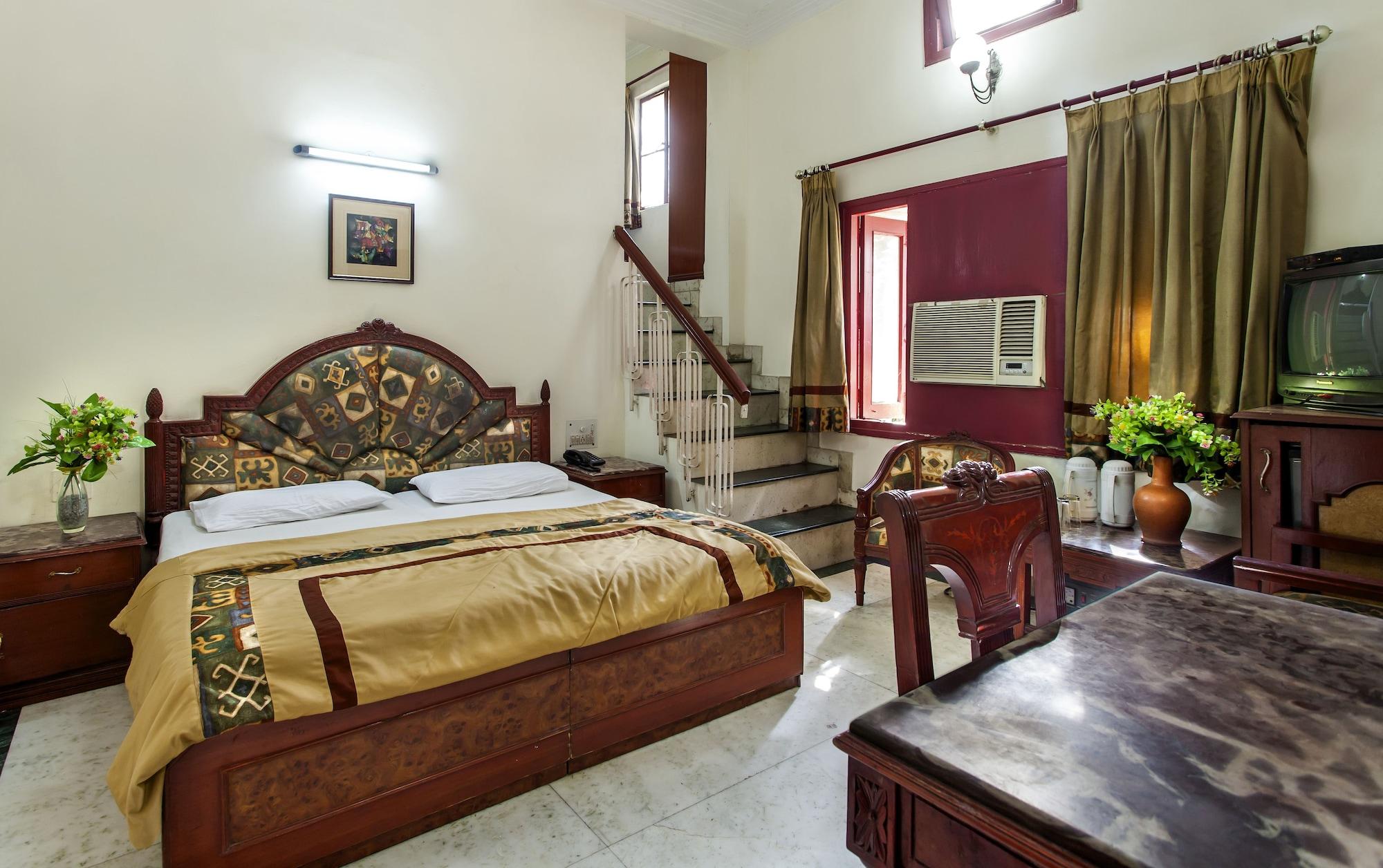 Hotel Sunshine Delhi  Exterior photo