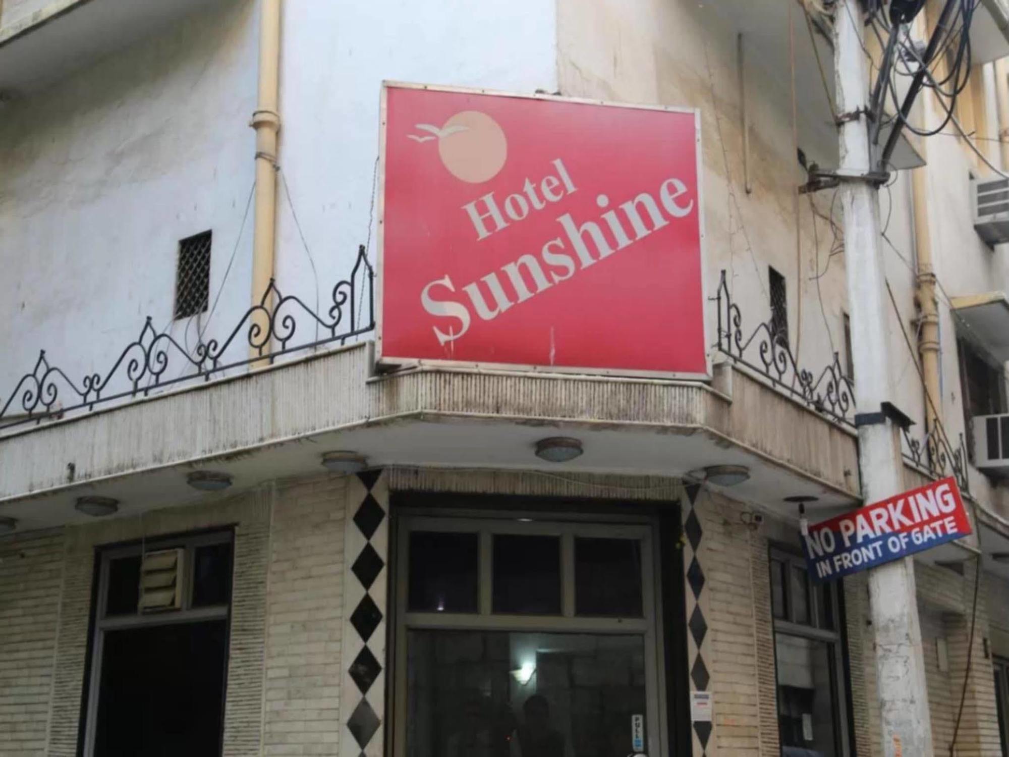 Hotel Sunshine Delhi  Exterior photo
